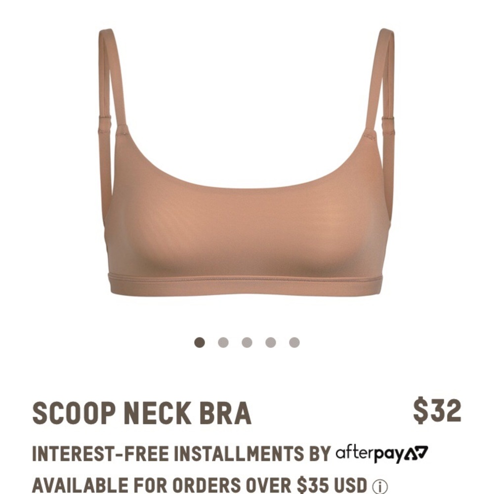 SKIMS by Kim Kardashian West Scoop Neck Bra